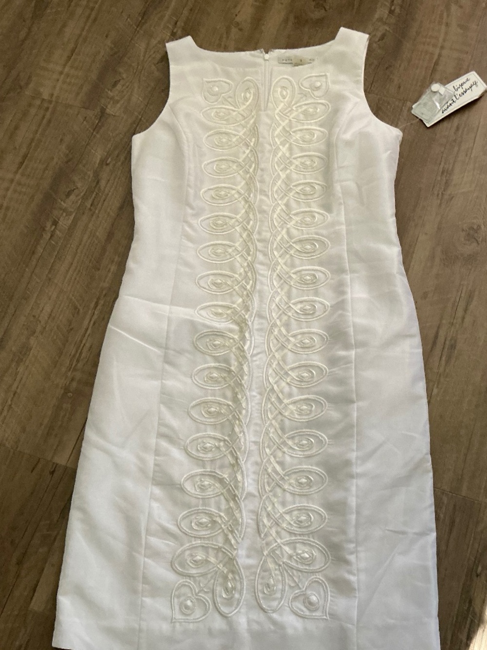 Peter Nygard sleeveless white shift dress, size 8